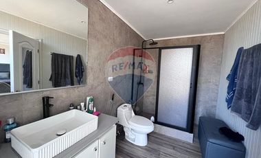 Casa nueva con vista a Punta de Lobos de 4D + 3B