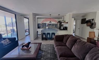 Casa nueva con vista a Punta de Lobos de 4D + 3B