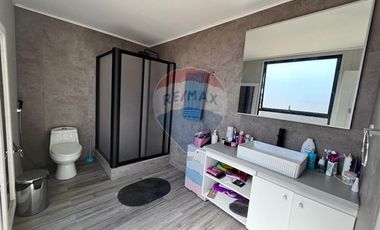 Casa nueva con vista a Punta de Lobos de 4D + 3B