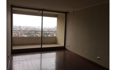 Bonito depto. impecable con vistas despejadas.