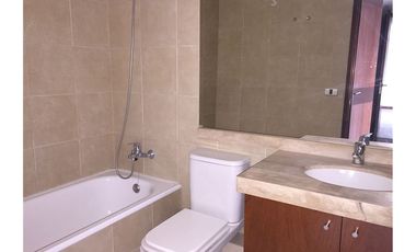 Bonito depto. impecable con vistas despejadas.