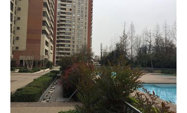 Bonito depto. impecable con vistas despejadas.