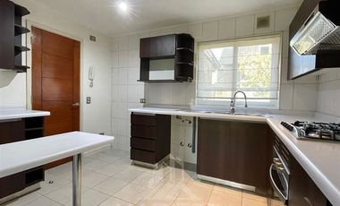 Casa en Arriendo en COD39251 Rebajada !!! Hermosa casa en ARRIENDO Y VENTA Condominio Barrio Inglés II