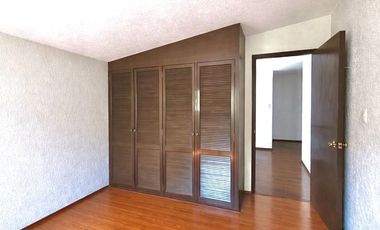 Casa en Venta en Lomas del Huizachal, Naucalpan