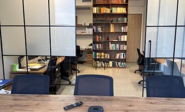 ARRIENDO de OFICINAS en MedellÃ­n