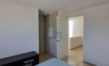 Casa amueblada en renta 3 recámaras en Viñedos | $9,500 incluye mantenimiento