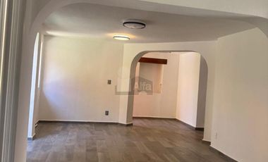 Casa en renta remodelada Villas de Vista Hermosa