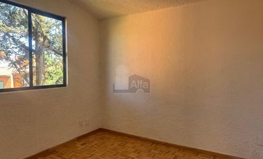 Casa en renta remodelada Villas de Vista Hermosa