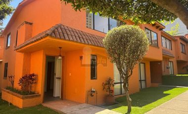 Casa en renta remodelada Villas de Vista Hermosa