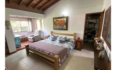 CASA UNIFAMILIAR EN VENTA LA ESTRELLA (T)
