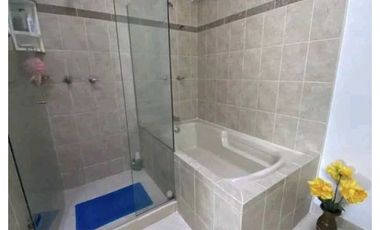 CASA UNIFAMILIAR EN VENTA LA ESTRELLA (T)