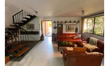 CASA UNIFAMILIAR EN VENTA LA ESTRELLA (T)