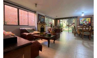 CASA UNIFAMILIAR EN VENTA LA ESTRELLA (T)