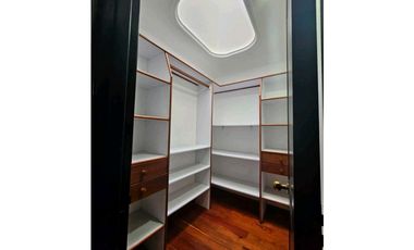 CASA UNIFAMILIAR EN VENTA EL POBLADO LA CALERA (T)