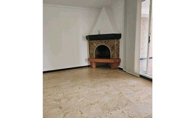 CASA UNIFAMILIAR EN VENTA EL POBLADO LA CALERA (T)