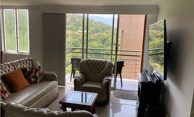 APARTAMENTO EN VENTA LOS COLORES  (L)