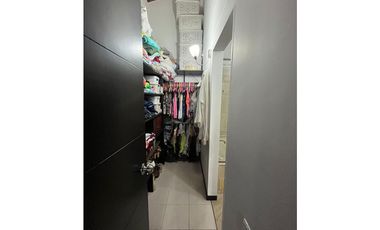 APARTAMENTO EN VENTA LOS COLORES  (L)