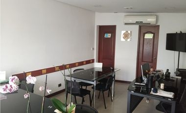 OFICINA EN VENTA SECTOR SURAMERICANA  - EXITO DE COLOMBIA (D)