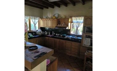 CASA CAMPESTRE EN VENTA EL RETIRO (T)
