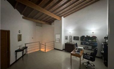 PENTHOUSE EN VENTA SABANETA SECTOR AVES MARIA (T)