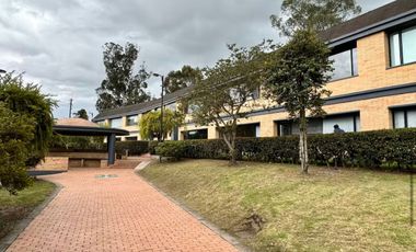 VENTA APARTAESTUDIO en el Centro Comercial Potosí LA CALERA