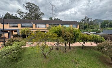 VENTA APARTAESTUDIO en el Centro Comercial Potosí LA CALERA