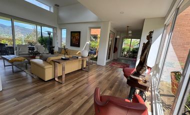 ARRIENDO CASA SIN MUEBLES en Hacienda La Selva