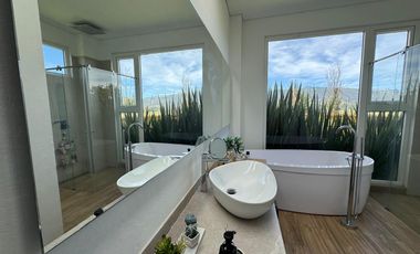 ARRIENDO CASA SIN MUEBLES en Hacienda La Selva