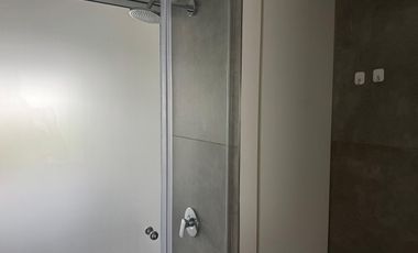 Loft  de 47 mts vivienda u oficina, vista al puerto con cochera. Distrito Quartier, Retiro.