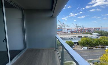 Loft  de 47 mts vivienda u oficina, vista al puerto con cochera. Distrito Quartier, Retiro.