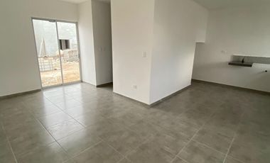 CASA  DE 2 PLANTAS EN VENTA