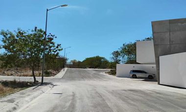 VENTA DE TERRENO EN PRIVADA RESIDENCIAL EN CAMPECHE HILLS