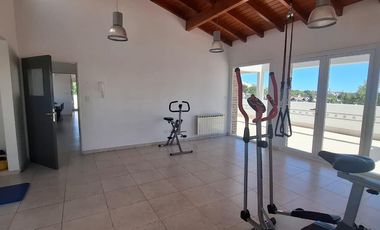 Alquiler departamento 3 dorm. Nivel genrecial Ameghino al 1500 Neuquen