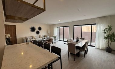 Departamento en planta baja en venta en San Miguel de Allende con jardín