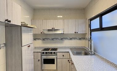 Amplio departamento en Venta con excelente ubicación.