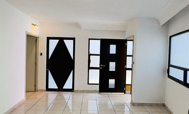 Amplio departamento en Venta con excelente ubicación.