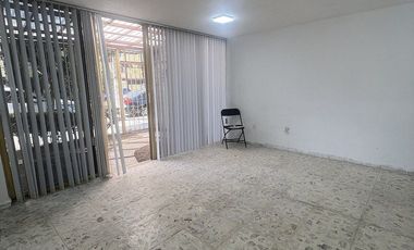 RENTA DE OFICINA EN JARDIN BALBUENA