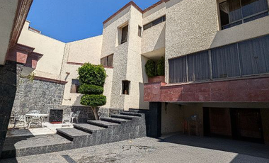 RESIDENCIA EN CUICUILCO: 5 RECÁMARAS, 4 AUTOS Y SEGURIDAD