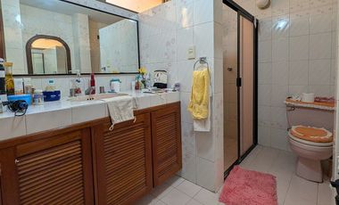 RESIDENCIA EN CUICUILCO: 5 RECÁMARAS, 4 AUTOS Y SEGURIDAD