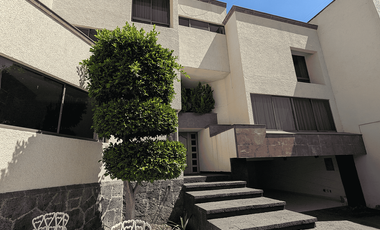 RESIDENCIA EN CUICUILCO: 5 RECÁMARAS, 4 AUTOS Y SEGURIDAD