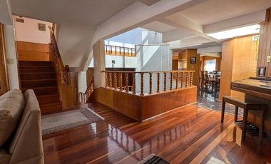 RESIDENCIA EN CUICUILCO: 5 RECÁMARAS, 4 AUTOS Y SEGURIDAD