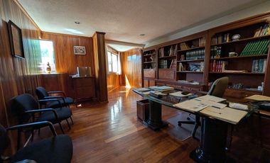 RESIDENCIA EN CUICUILCO: 5 RECÁMARAS, 4 AUTOS Y SEGURIDAD