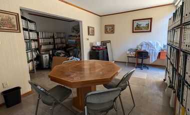 RESIDENCIA EN CUICUILCO: 5 RECÁMARAS, 4 AUTOS Y SEGURIDAD