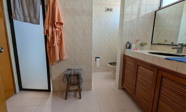 RESIDENCIA EN CUICUILCO: 5 RECÁMARAS, 4 AUTOS Y SEGURIDAD