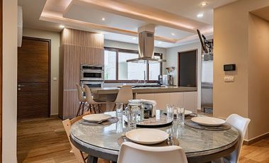 EN VENTA CASA EN LOMAS COUNTRY