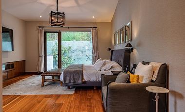 EN VENTA CASA EN LOMAS COUNTRY