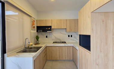 CASA EN VENTA COTO PRIVADO,2 PLANTAS, 2 RECÁMARAS, 2 BAÑOS, COCHERA PARA 2 AUTOS