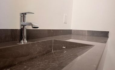 Departamento de Lujo en RENTA SIN AMUEBLAR parque Metropolitano de León