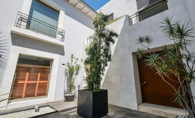 VENTA RESIDENCIA EN JARDINES DEL PEDREGAL