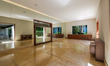 VENTA RESIDENCIA EN JARDINES DEL PEDREGAL